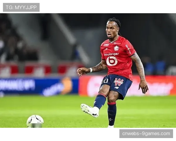 全场战报:朗斯1-0里尔,弗兰科夫斯基点射制胜